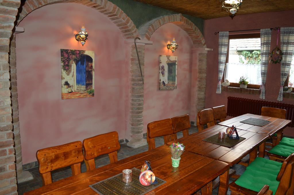 Guest House Hakluv Mlyn Hrabětice Buitenkant foto