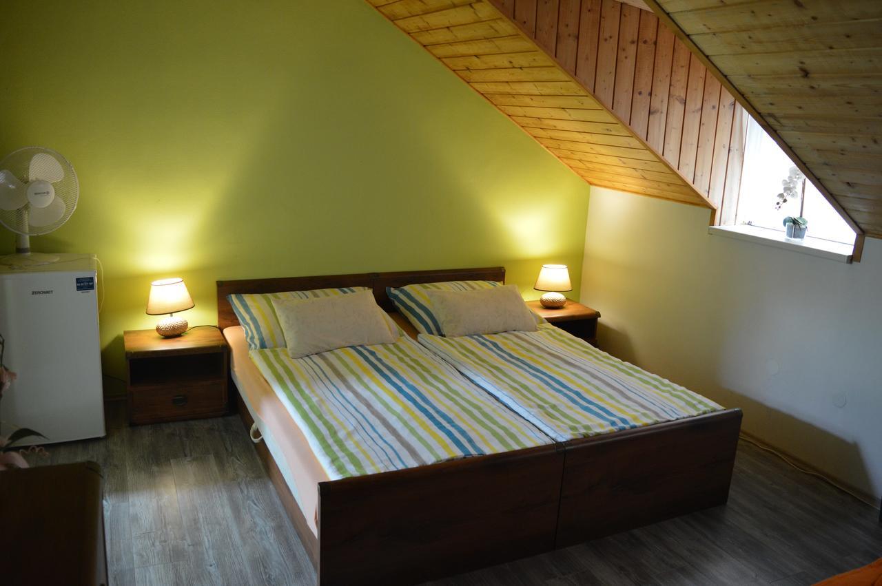 Guest House Hakluv Mlyn Hrabětice Buitenkant foto